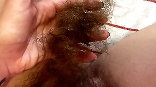 TRIMMING MY SUPER LONG PUSSY Become angry CLOSEUP
